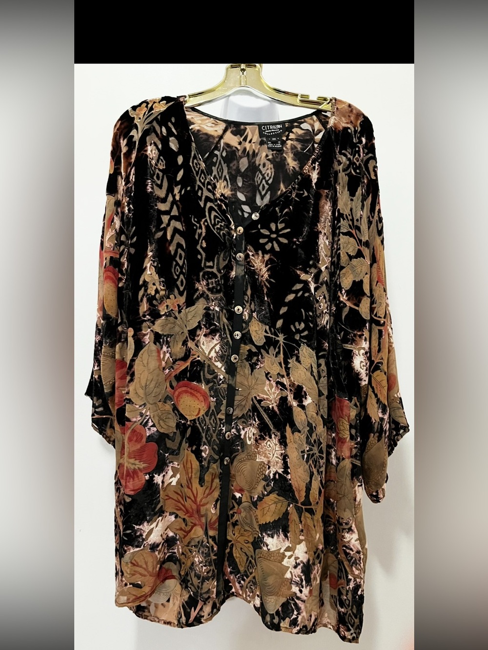 Citron Santa Monica VELVET Floral Women’s Top